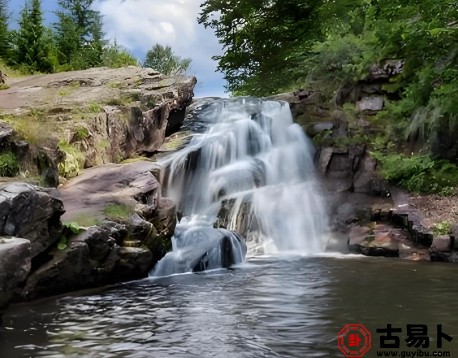 五行缺水，生活乏味、焦虑、紧张，试试这几招，让命运之河重新流动！