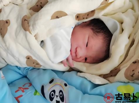 2024龙年宝宝取名技巧：教你为孩子选一个吉祥大气的好名字